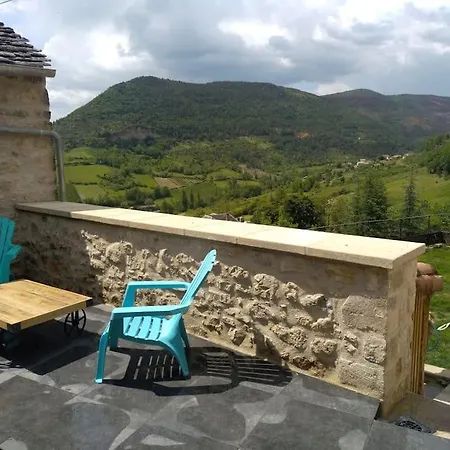 De La Louverie Villa