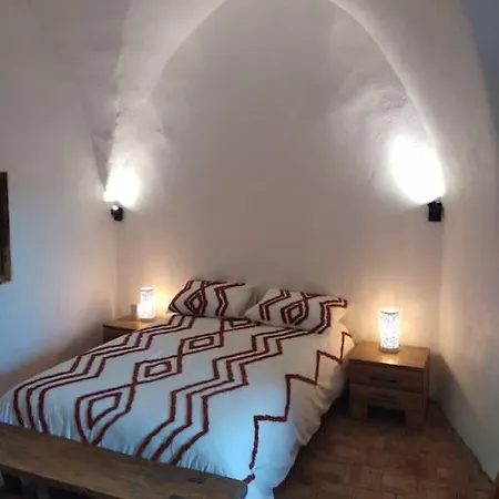 De La Louverie Villa *