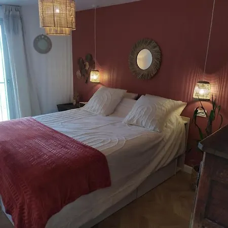 De La Louverie *