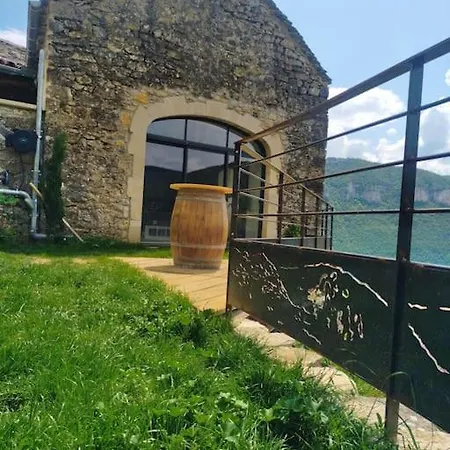 De La Louverie Villa