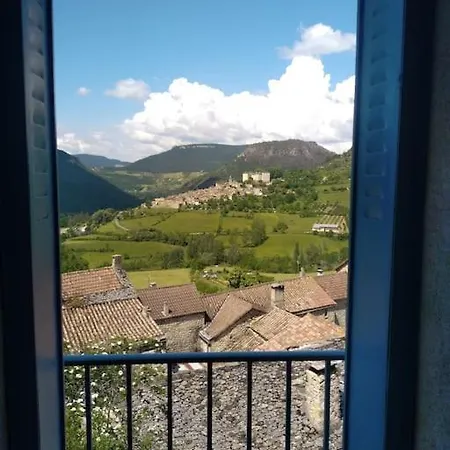 Villa De La Louverie *